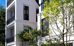 Cheeva Dee Hotel